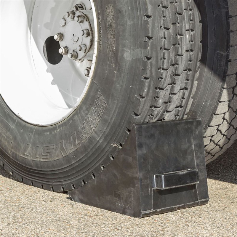 W-CHOCK-3 Rubber Wheel Chock | Quality Wheel Blocks MY | Welldone