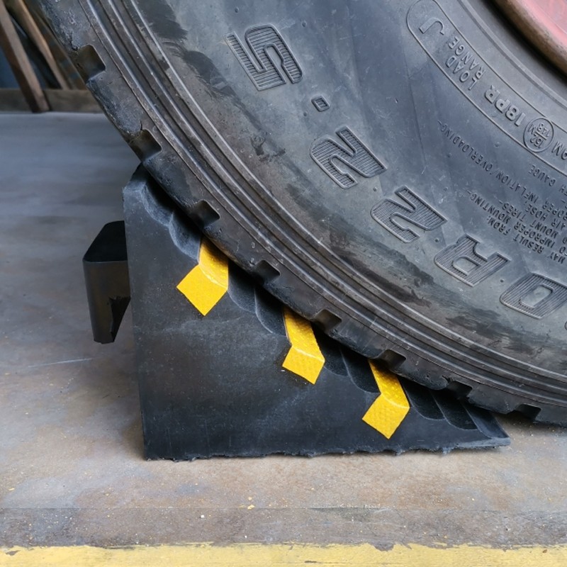 W-CHOCK Rubber Wheel Chock | Quality Wheel Blocks MY | Welldone